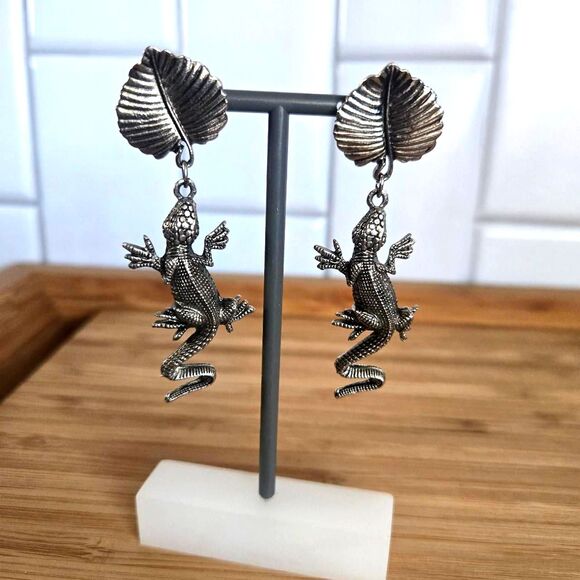 Vintage-supply Women's Silver and Grey Jewellery - Picture 3 of 6